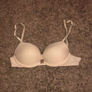 Nude 34A Hollister Bra
